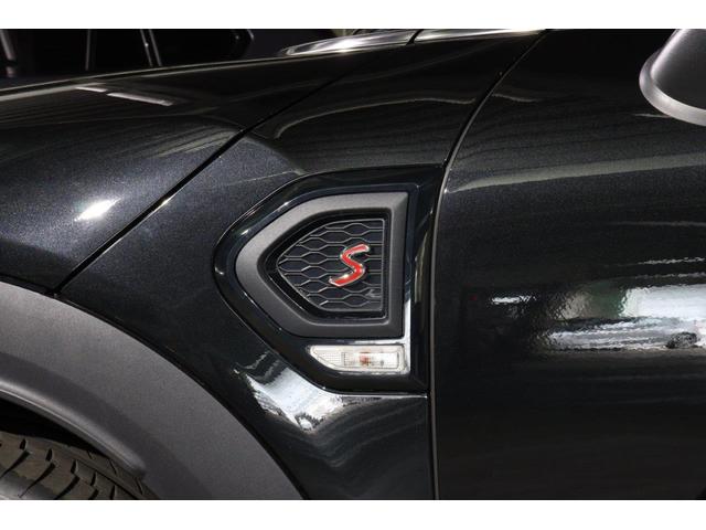 ＭＩＮＩ クパＳＤクロスオバオル４プレミアム＋Ｐクラシクトリム　ブラッククロスレザーシート　純正ＨＤＤナビ　バックカメラ　アクティブクルーズコントロール　オートマチックテールゲート　シートヒーター（8枚目）