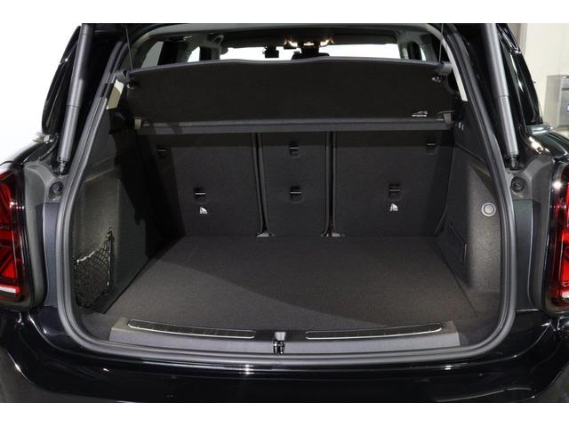 ＭＩＮＩ クパＳＤクロスオバオル４プレミアム＋Ｐクラシクトリム　ブラッククロスレザーシート　純正ＨＤＤナビ　バックカメラ　アクティブクルーズコントロール　オートマチックテールゲート　シートヒーター（11枚目）