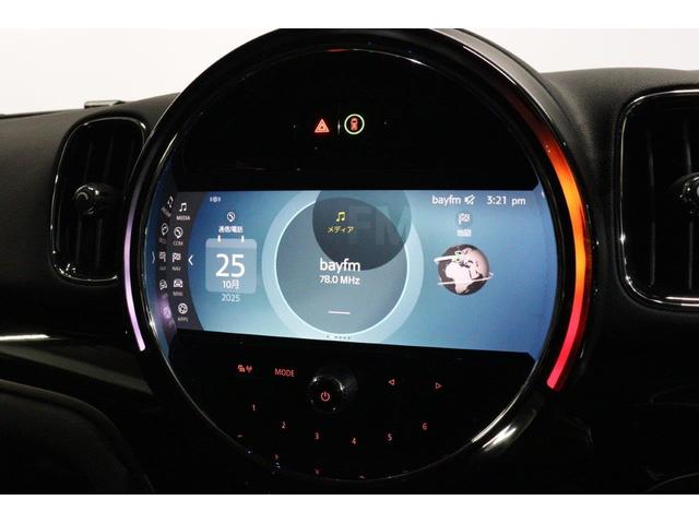 ＭＩＮＩ クパＳＤクロスオバオル４プレミアム＋Ｐクラシクトリム　ブラッククロスレザーシート　純正ＨＤＤナビ　バックカメラ　アクティブクルーズコントロール　オートマチックテールゲート　シートヒーター（23枚目）