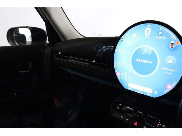 ＭＩＮＩ クーパーＣ　クラシック・トリム　ブラックベスキンシート　シートヒーター　ステアリングホイールヒーター　ナビ　バックカメラ　被害軽減ブレーキ（23枚目）