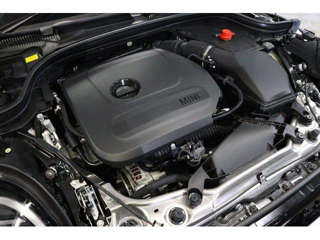 ＭＩＮＩ クーパーＣ　クラシック・トリム　ブラックベスキンシート　シートヒーター　ステアリングホイールヒーター　ナビ　バックカメラ　被害軽減ブレーキ（43枚目）