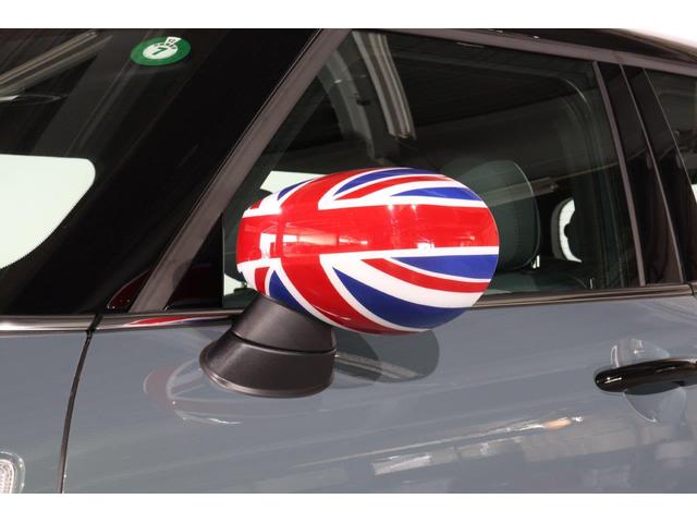 MINI クーパーS クラブマン アントールド・エディション 衝突被害軽減ブレーキ ブラックルーフ シートヒーター(7枚目)