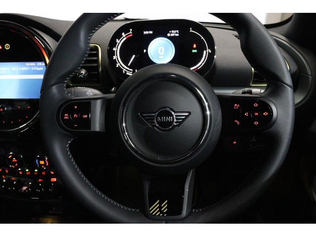 MINI クーパーS クラブマン アントールド・エディション 衝突被害軽減ブレーキ ブラックルーフ シートヒーター(19枚目)