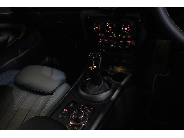 MINI クーパーS クラブマン アントールド・エディション 衝突被害軽減ブレーキ ブラックルーフ シートヒーター(22枚目)