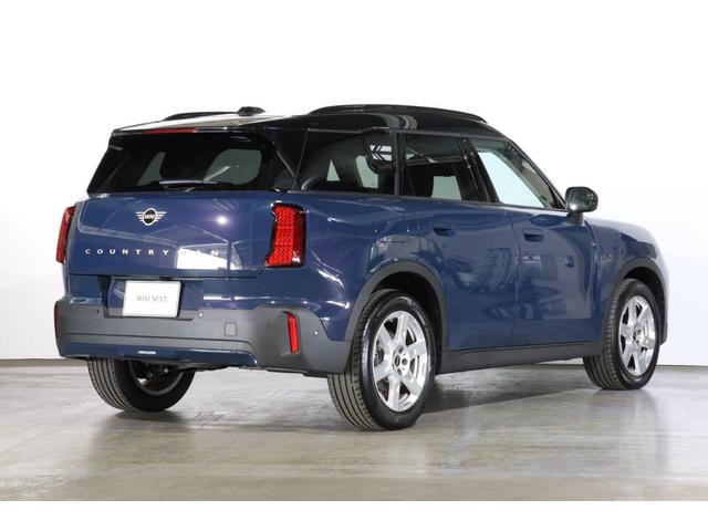 MINI カントリーマンD クラシック・トリム CLASSIC TRIM Mパッケージ 電動フロントシート シートヒーター インテリア・カメラ harman/kardon製HIFIラウドスピーカーシステム(2枚目)