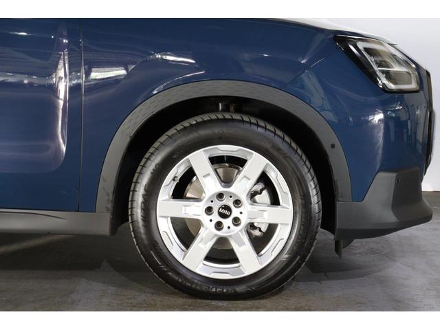 MINI カントリーマンD クラシック・トリム CLASSIC TRIM Mパッケージ 電動フロントシート シートヒーター インテリア・カメラ harman/kardon製HIFIラウドスピーカーシステム(4枚目)