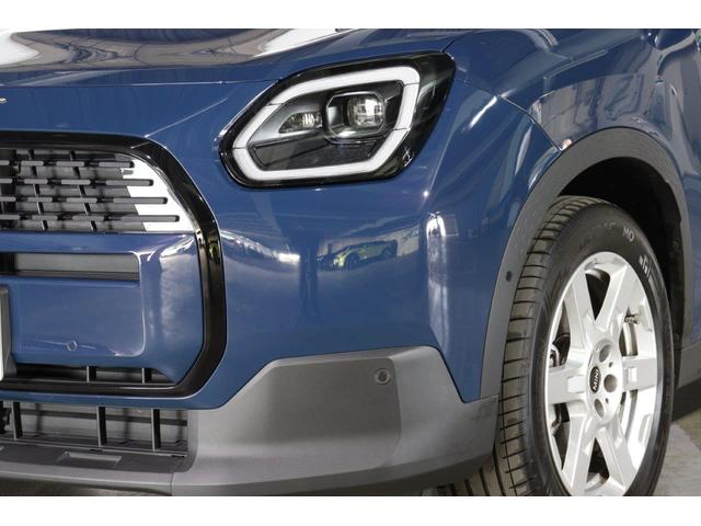 MINI カントリーマンD クラシック・トリム CLASSIC TRIM Mパッケージ 電動フロントシート シートヒーター インテリア・カメラ harman/kardon製HIFIラウドスピーカーシステム(6枚目)