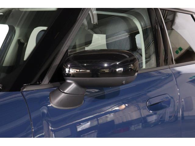 MINI カントリーマンD クラシック・トリム CLASSIC TRIM Mパッケージ 電動フロントシート シートヒーター インテリア・カメラ harman/kardon製HIFIラウドスピーカーシステム(8枚目)