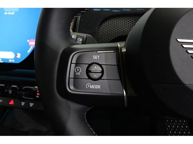 MINI カントリーマンD クラシック・トリム CLASSIC TRIM Mパッケージ 電動フロントシート シートヒーター インテリア・カメラ harman/kardon製HIFIラウドスピーカーシステム(25枚目)