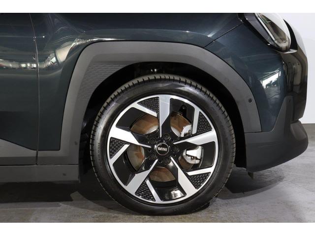 MINI エースマンSE クラシック・トリム CLASSIC TRIM シートヒーター ステアリングホイールヒーター 純正ナビ AppleCarPlay パノラマビュー ワイヤレスチャージ(4枚目)