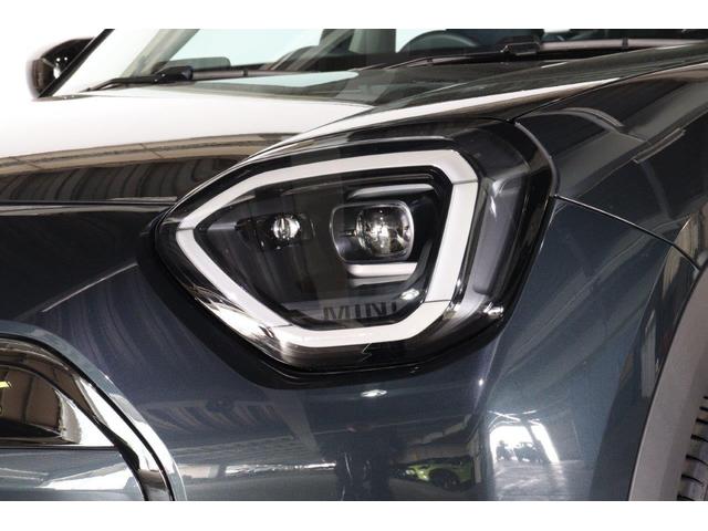 MINI エースマンSE クラシック・トリム CLASSIC TRIM シートヒーター ステアリングホイールヒーター 純正ナビ AppleCarPlay パノラマビュー ワイヤレスチャージ(7枚目)