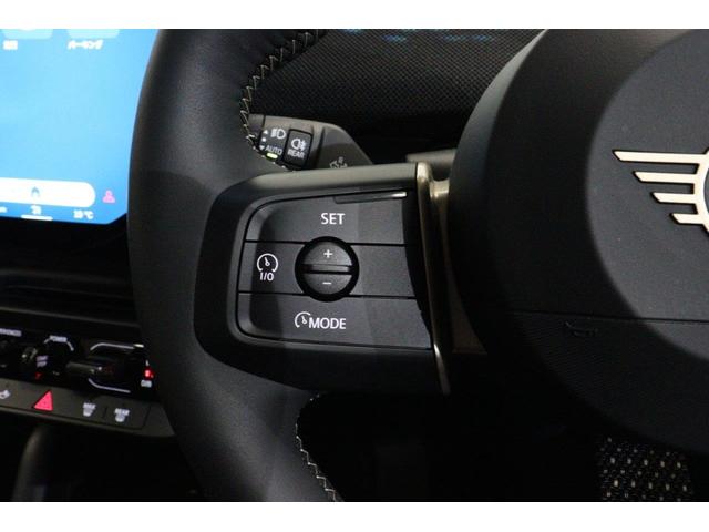 MINI エースマンSE クラシック・トリム CLASSIC TRIM シートヒーター ステアリングホイールヒーター 純正ナビ AppleCarPlay パノラマビュー ワイヤレスチャージ(21枚目)