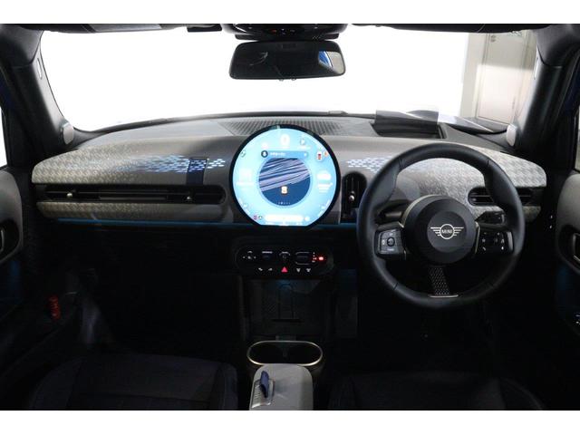 MINI クーパーS フェイバリット・トリム マルチトーンルーフ Mパッケージ MINI認定中古車(6枚目)