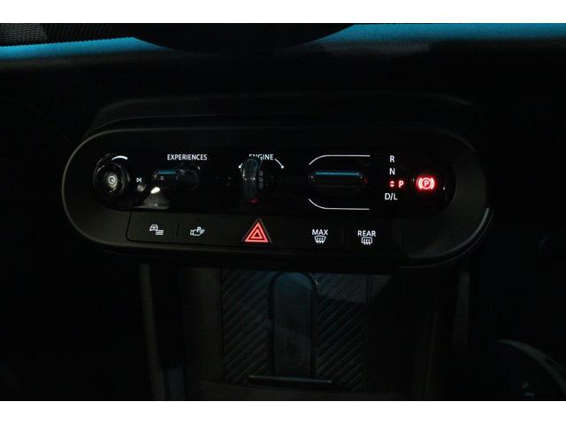 MINI クーパーS フェイバリット・トリム マルチトーンルーフ Mパッケージ MINI認定中古車(11枚目)