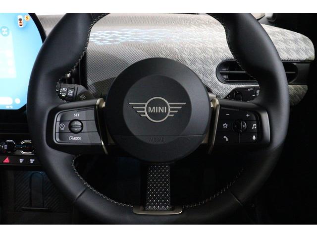 MINI クーパーS フェイバリット・トリム マルチトーンルーフ Mパッケージ MINI認定中古車(20枚目)