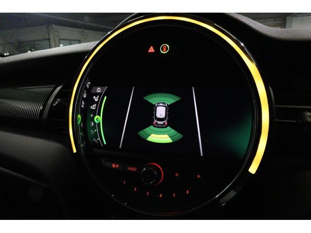 MINI クーパーSD 60イヤーズエディション レザーシート シートヒーター インテリジェントセーフティー アクティブクルーズコントロール パーキングアシスト MINI認定中古車(4枚目)