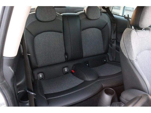 MINI クーパーD エッセンシャル・トリム アクティブクルーズコントロール 衝突被害軽減ブレーキ ブラックルーフ 認定中古車(14枚目)