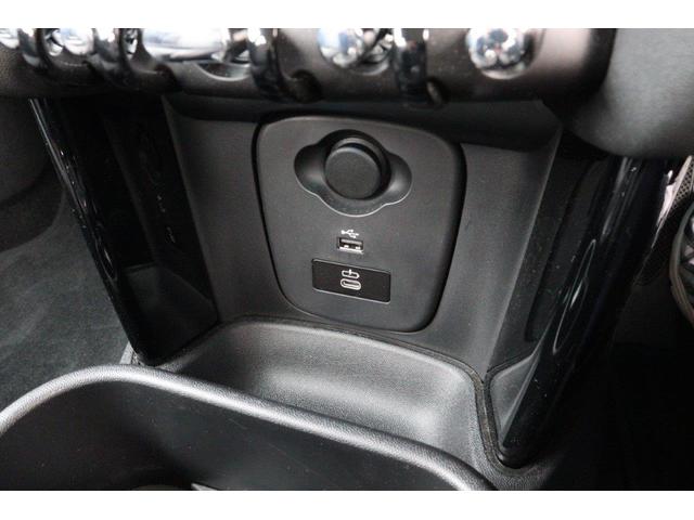 MINI 前席左右シートヒーター アクティブクルーズコントロール コンフォートアクセス ユニオンジャックテールレンズ(30枚目)