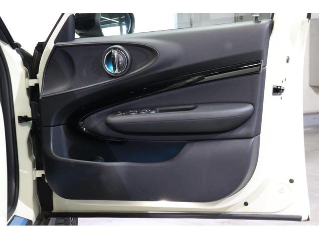 ＭＩＮＩ クーパーＳＤ　クラブマン　アクティブクルーズコントロール　衝突被害軽減ブレーキ　１７インチアロイホイール　ブラックルーフ　認定中古車（35枚目）