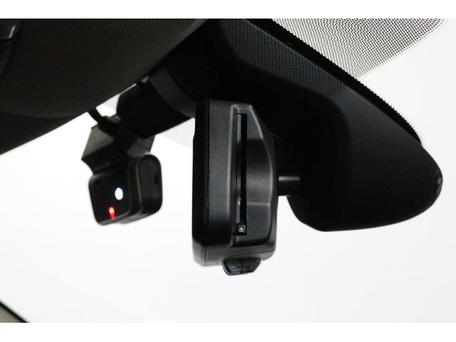 ＭＩＮＩ クーパーＤ　クロスオーバー　クラシック・トリム　ナビゲーションパッケージ　エキサイトメントパッケージ　コンフォートパッケージ　ドライビングアシスト　パーキングアシスト　ＢＭＷ認定中古車（19枚目）