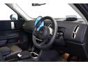 カントリーマンＤ　クラシック・トリム　電動シート　ＡｐｐｌｅＣａｒＰｌａｙ　ＡｎｄｒｏｉｄＡｕｔｏ　シートヒーター　ステアリングヒーター　ヘッドアップディスプレイ　ＭＩＮＩ認定中古車（13枚目）