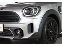 ＭＩＮＩ クーパーＤ　クロスオーバー　クラシック・トリム　ＭＩＮＩ認定中古車　アクティブクルーズコントロール　クラシックトリム　パークディスタンスコントロール　パーキングアシスト　ハーフレザーシート　シートヒーター　ナビゲーション付き　電動バックドア（5枚目）