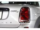 クーパーＤ　クロスオーバー　クラシック・トリム　ＭＩＮＩ認定中古車　アクティブクルーズコントロール　クラシックトリム　パークディスタンスコントロール　パーキングアシスト　ハーフレザーシート　シートヒーター　ナビゲーション付き　電動バックドア（10枚目）