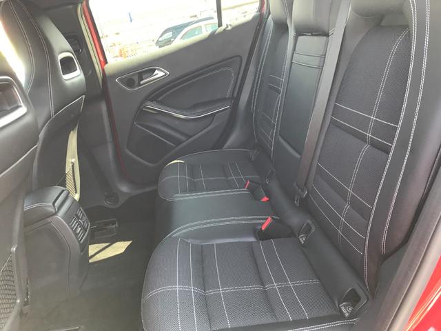 GLA250 4マチック オフロード 禁煙車 ワンオーナー(13枚目)