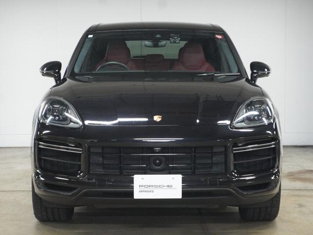 カイエン ターボ 認定中古車 スポーツクロノパッケージ ソフトクローズドア 21インチホイール PDLS プライバシーガラス パワステプラス ジェットブラックメタリック(2枚目)