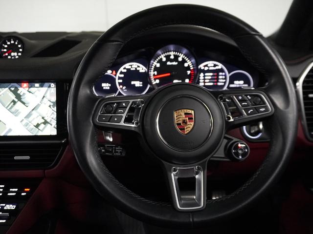 カイエン ターボ 認定中古車 スポーツクロノパッケージ ソフトクローズドア 21インチホイール PDLS プライバシーガラス パワステプラス ジェットブラックメタリック(12枚目)