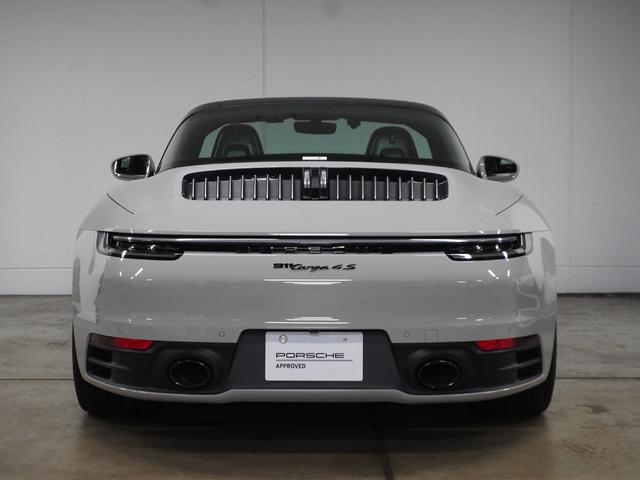 ９１１ ９１１タルガ４Ｓ　認定中古車　スポーツクロノ　スポーツエグゾースト　Ｔａｒｇａ　ロールバー　グロスブラックホイール　４Ｗａｙスポーツシート　ＡＣＣ（5枚目）