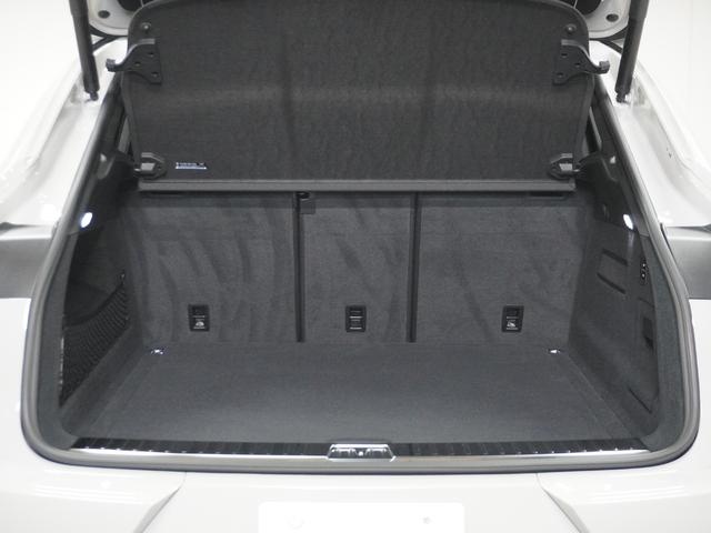 カイエンクーペ カイエンＧＴＳ　クーペ　認定中古車　新車保証継承　リアアクスルステア　ＰＤＣＣ　　スポーツクロノ　２２インチホイール　１８Ｗａｙシート　前後シートヒーター　プライバシーガラス　ワンオーナー　禁煙車（20枚目）