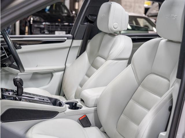 マカン マカンGTS 認定中古車(17枚目)