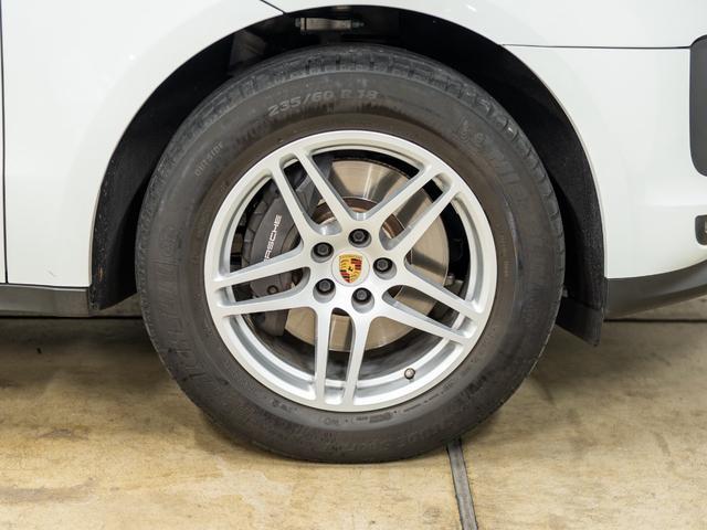 マカン マカン PDK 認定中古車 スポーツクロノパッケージ BOSEサウンド 14Wayシート プライバシーガラス 19インチホイール パワステプラス シートヒーター PASM(14枚目)
