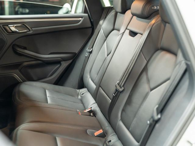 マカン マカン PDK 認定中古車 スポーツクロノパッケージ BOSEサウンド 14Wayシート プライバシーガラス 19インチホイール パワステプラス シートヒーター PASM(21枚目)
