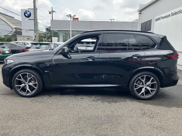 Ｘ５ ｘＤｒｉｖｅ　４０ｄ　Ｍスポーツ　正規認定中古車　ワンオーナー車両　電動パノラマサンルーフ　３列シート　ドライブアシストプロ　純正ナビ　地デジチューナー　パーキングアシスト　ヘッドアップディスプレイ　ブラックレザーシート　ＥＴＣ（7枚目）