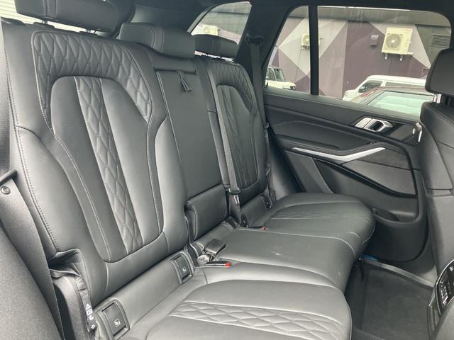 Ｘ５ ｘＤｒｉｖｅ　４０ｄ　Ｍスポーツ　正規認定中古車　ワンオーナー車両　電動パノラマサンルーフ　３列シート　ドライブアシストプロ　純正ナビ　地デジチューナー　パーキングアシスト　ヘッドアップディスプレイ　ブラックレザーシート　ＥＴＣ（40枚目）