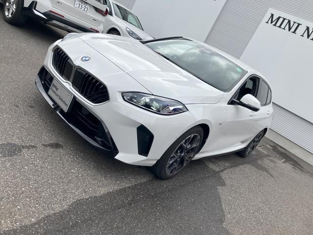 １シリーズ １２０　Ｍスポーツ　正規認定中古車　元試乗車　黒レザーシート　サンプロテクションガラス　ハーマンカードン　ドライビングアシストプロフェッショナル　パーキングアシストプラス　ライブコックピットプロ　純ナビ　Ｒカメラ　ＥＴＣ（2枚目）