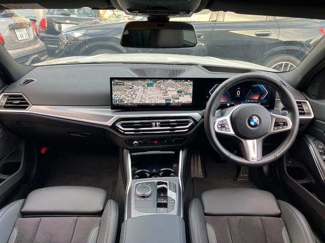 ３シリーズ ３２０ｄ　ｘＤｒｉｖｅＭスポーツエディションシャドー　認定中古車　元試乗車　ＳＨＡＤＯＷ　ＥＤＩＴＩＯＮ　Ｍスポーツ　アルミパネル　ハーフレザー　シートヒーター　電動シート　アクティブクルーズ　電動トランク　ヘッドアップＤ　１９インチＡＷ　純ナビ　ＥＴＣ（3枚目）