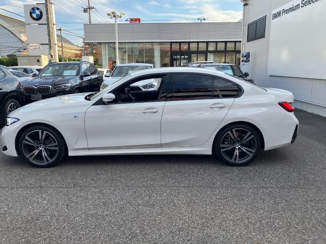 ３シリーズ ３２０ｄ　ｘＤｒｉｖｅＭスポーツエディションシャドー　認定中古車　元試乗車　ＳＨＡＤＯＷ　ＥＤＩＴＩＯＮ　Ｍスポーツ　アルミパネル　ハーフレザー　シートヒーター　電動シート　アクティブクルーズ　電動トランク　ヘッドアップＤ　１９インチＡＷ　純ナビ　ＥＴＣ（6枚目）