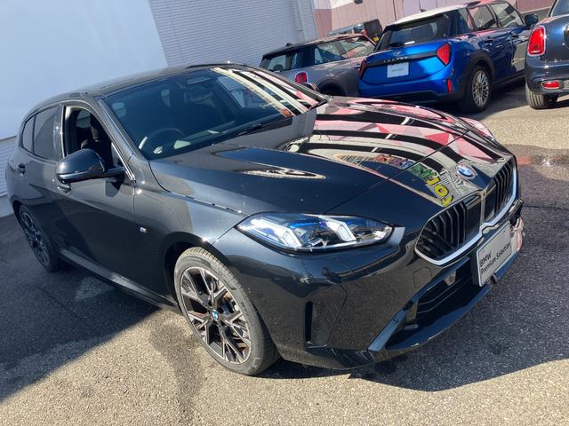 １シリーズ １２０ｄ　Ｍスポーツ　ハイラインパッケージ　認定中古車　元試乗車　ハイラインＰＫＧ　サンプロテクション・ガラス　ｈａｒｍａｎ／ｋａｒｄｏｎスピーカー　ドライビングアシストプラス　ヘッドアップＤ　ハーフレザー　シートヒーター　純正ナビ　電動Ｒ（6枚目）