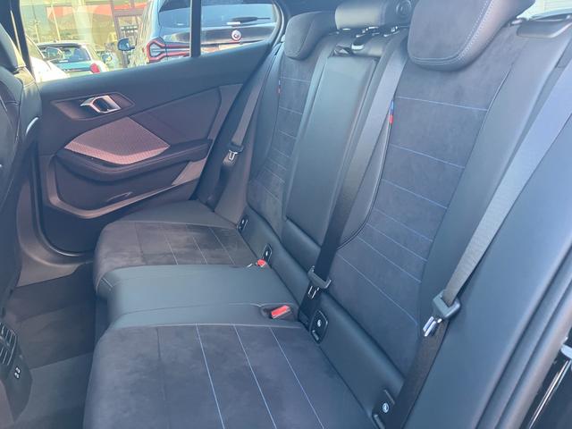 １シリーズ １２０ｄ　Ｍスポーツ　ハイラインパッケージ　認定中古車　元試乗車　ハイラインＰＫＧ　サンプロテクション・ガラス　ｈａｒｍａｎ／ｋａｒｄｏｎスピーカー　ドライビングアシストプラス　ヘッドアップＤ　ハーフレザー　シートヒーター　純正ナビ　電動Ｒ（18枚目）