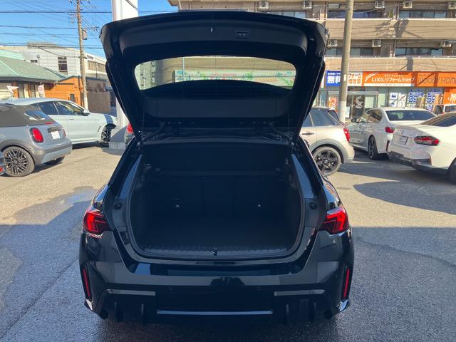 １シリーズ １２０ｄ　Ｍスポーツ　ハイラインパッケージ　認定中古車　元試乗車　ハイラインＰＫＧ　サンプロテクション・ガラス　ｈａｒｍａｎ／ｋａｒｄｏｎスピーカー　ドライビングアシストプラス　ヘッドアップＤ　ハーフレザー　シートヒーター　純正ナビ　電動Ｒ（27枚目）
