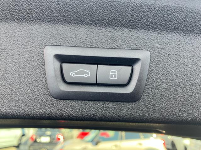 １シリーズ １２０ｄ　Ｍスポーツ　ハイラインパッケージ　認定中古車　元試乗車　ハイラインＰＫＧ　サンプロテクション・ガラス　ｈａｒｍａｎ／ｋａｒｄｏｎスピーカー　ドライビングアシストプラス　ヘッドアップＤ　ハーフレザー　シートヒーター　純正ナビ　電動Ｒ（28枚目）