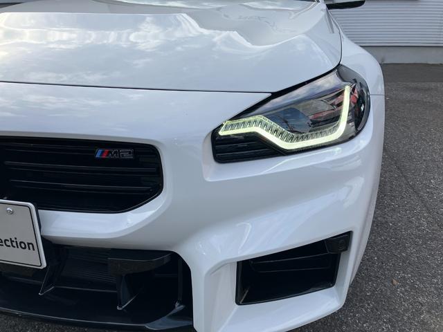 M2 ベースグレード 認定中古車 ワンオーナー MコンフォートPKG harman/kardonスピーカー ヘッドアップD 革シート 純正ナビ シートヒーター ACC ETC サンプロテクションガラス(22枚目)