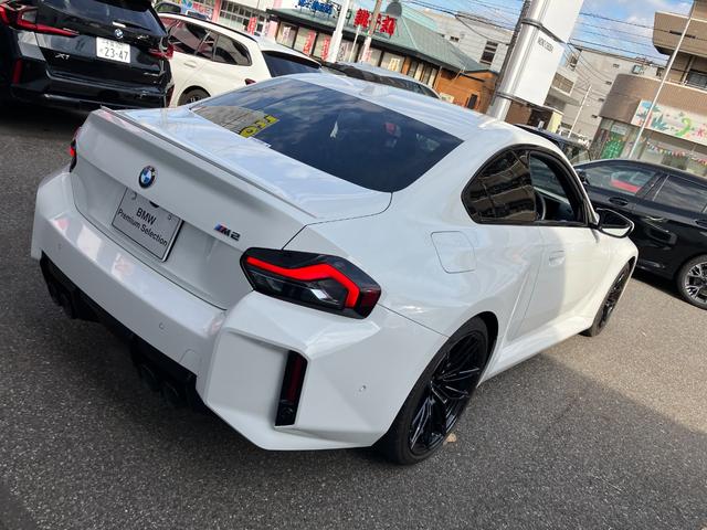 M2 ベースグレード 認定中古車 ワンオーナー MコンフォートPKG harman/kardonスピーカー ヘッドアップD 革シート 純正ナビ シートヒーター ACC ETC サンプロテクションガラス(35枚目)