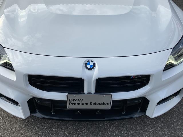 M2 ベースグレード 認定中古車 ワンオーナー MコンフォートPKG harman/kardonスピーカー ヘッドアップD 革シート 純正ナビ シートヒーター ACC ETC サンプロテクションガラス(37枚目)