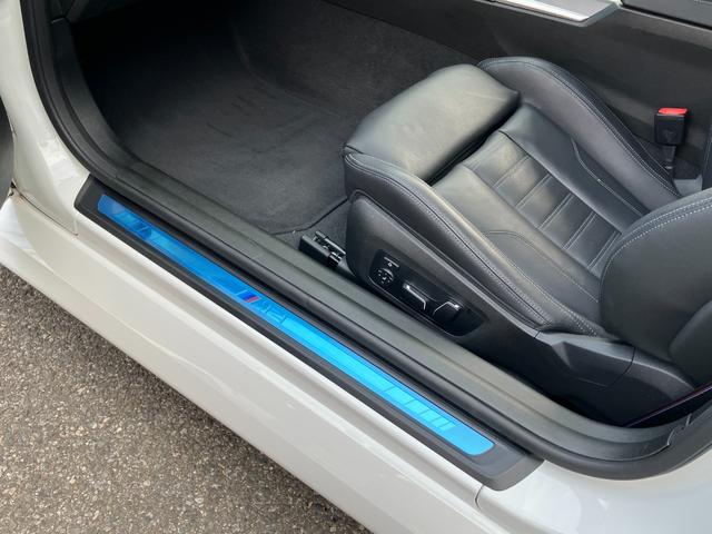 M2 ベースグレード 認定中古車 ワンオーナー MコンフォートPKG harman/kardonスピーカー ヘッドアップD 革シート 純正ナビ シートヒーター ACC ETC サンプロテクションガラス(47枚目)