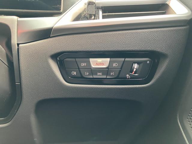 M2 ベースグレード 認定中古車 ワンオーナー MコンフォートPKG harman/kardonスピーカー ヘッドアップD 革シート 純正ナビ シートヒーター ACC ETC サンプロテクションガラス(55枚目)