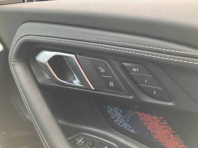 M2 ベースグレード 認定中古車 ワンオーナー MコンフォートPKG harman/kardonスピーカー ヘッドアップD 革シート 純正ナビ シートヒーター ACC ETC サンプロテクションガラス(56枚目)